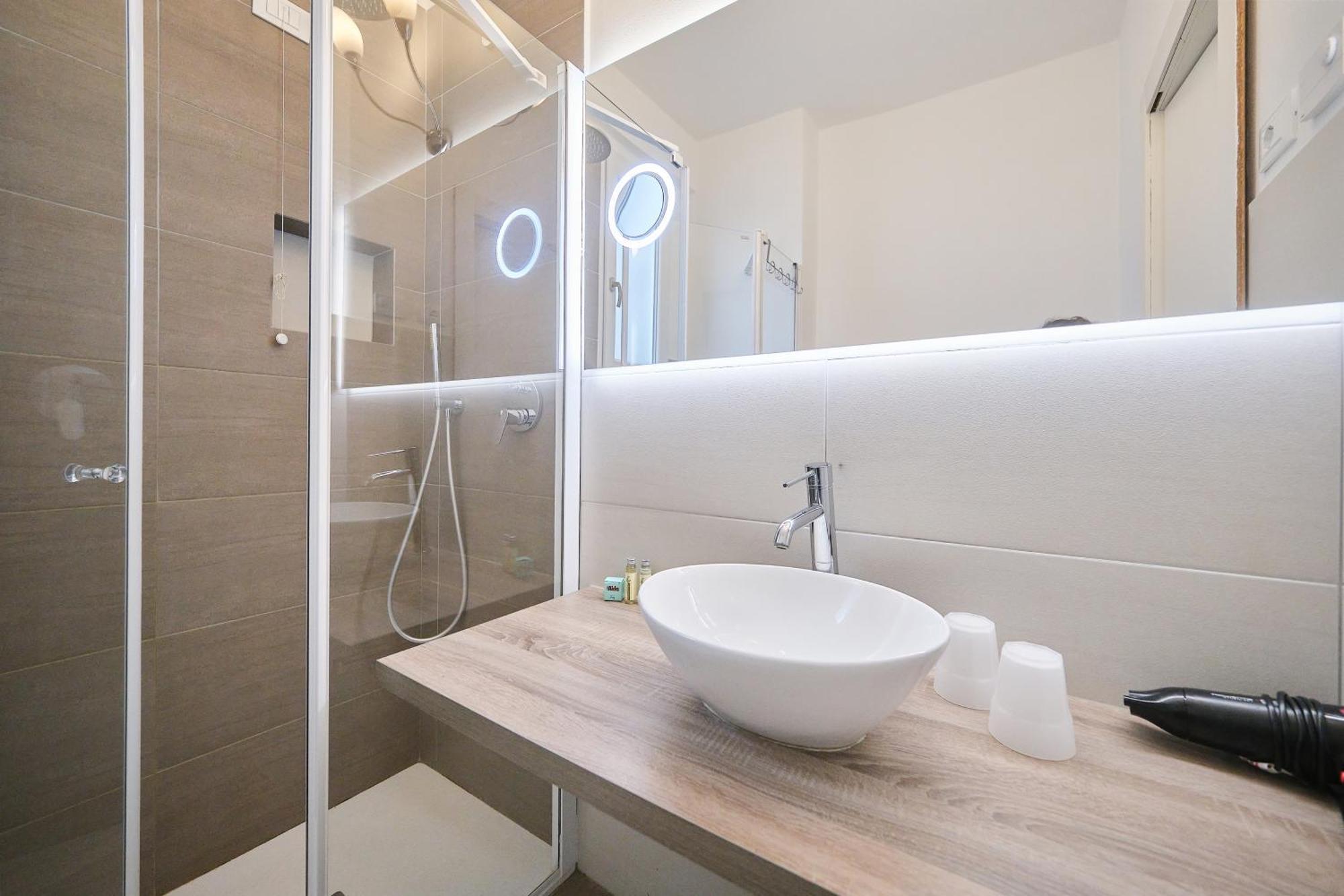 Front Lake Apartment バルドリーノ エクステリア 写真