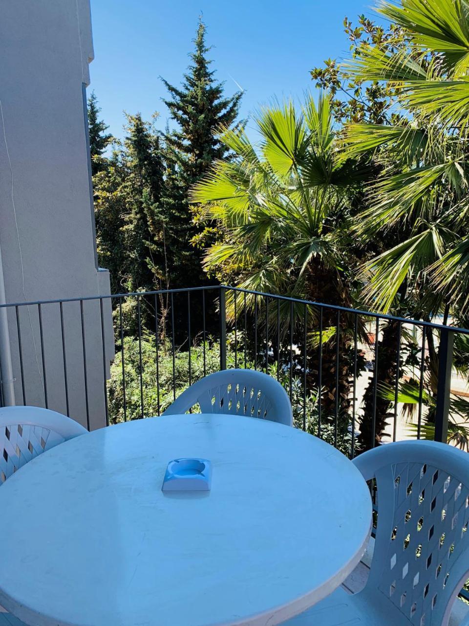 Front Lake Apartment バルドリーノ エクステリア 写真