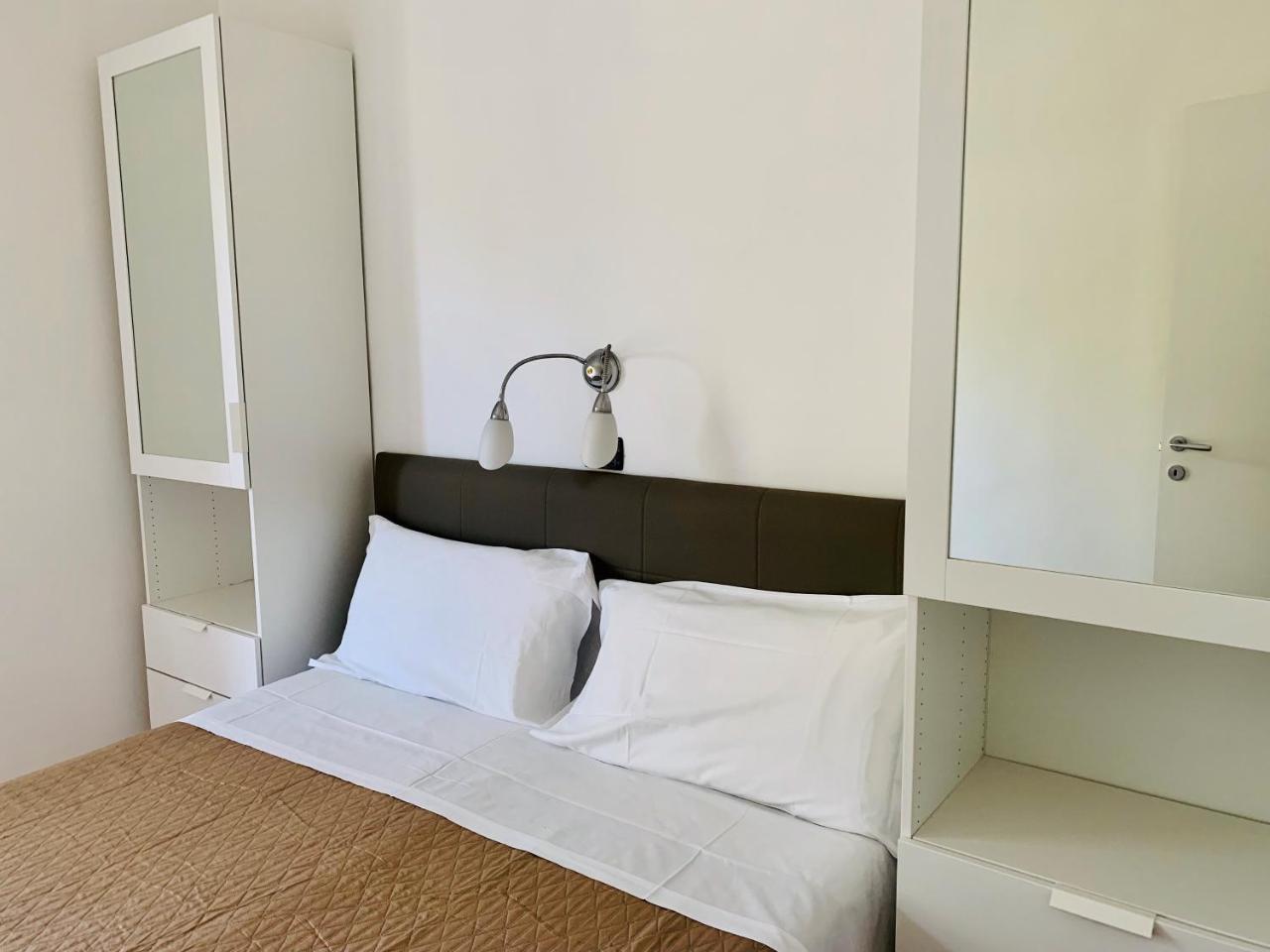 Front Lake Apartment バルドリーノ エクステリア 写真